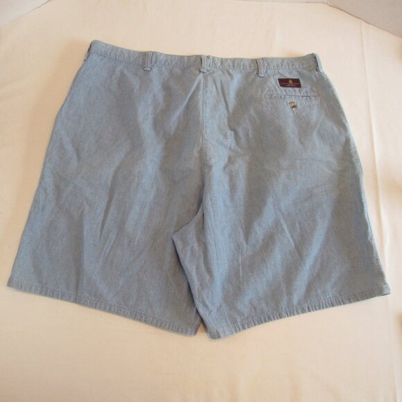 Timber Creek by Wrangler Pleated Front Denim Shorts Light Blue Wash Size 42 - Picture 2 of 5